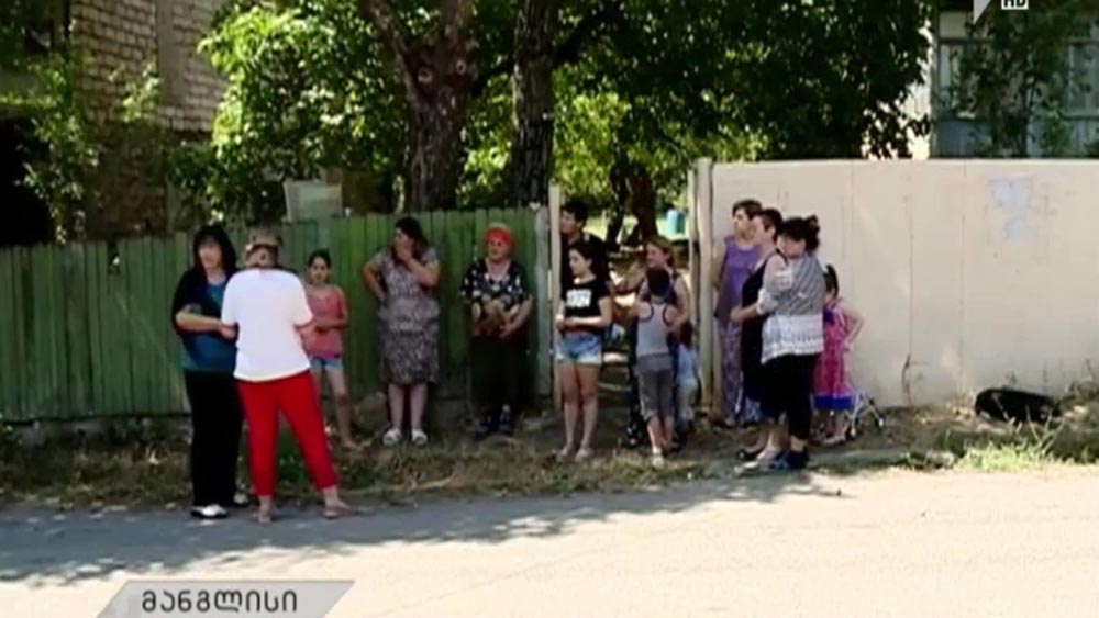 პრობლემები დაბა მანგლისში