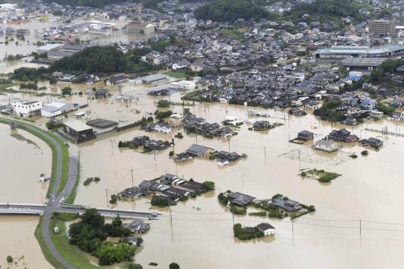 იაპონიაში ძლიერი წვიმის შედეგად ორი ადამიანი დაიღუპა