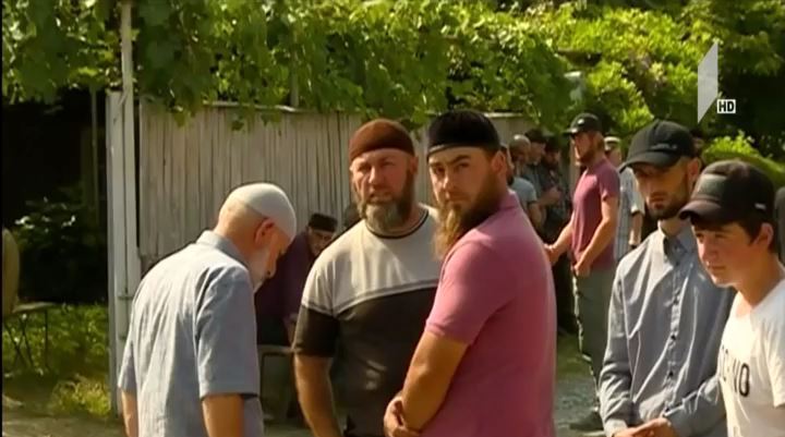 ზელიმხან ხანგოშვილი დუისში დაკრძალეს