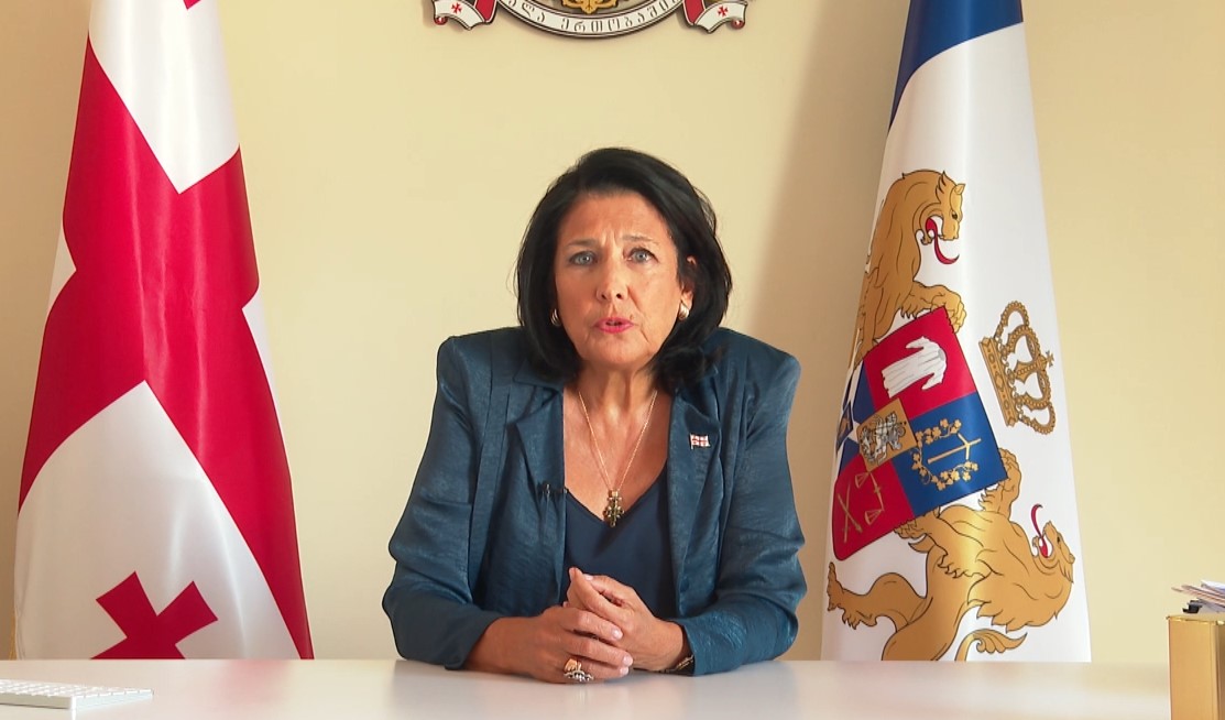 სალომე ზურაბიშვილი მშვიდობისმყოფელებს - თქვენ იცავთ ჩვენს მშვიდობას