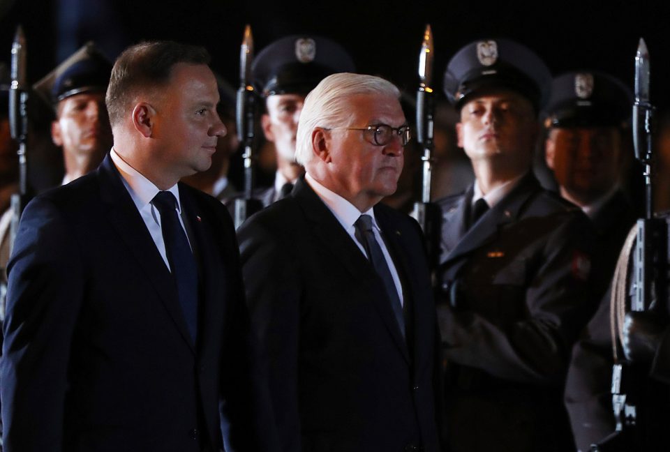 პოლონეთისა და გერმანიის პრეზიდენტებმა ქალაქ ველიუნში მეორე მსოფლიო ომის მსხვერპლთა ხსოვნას პატივი მიაგეს
