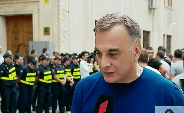 საპროტესტო აქცია პარლამენტთან