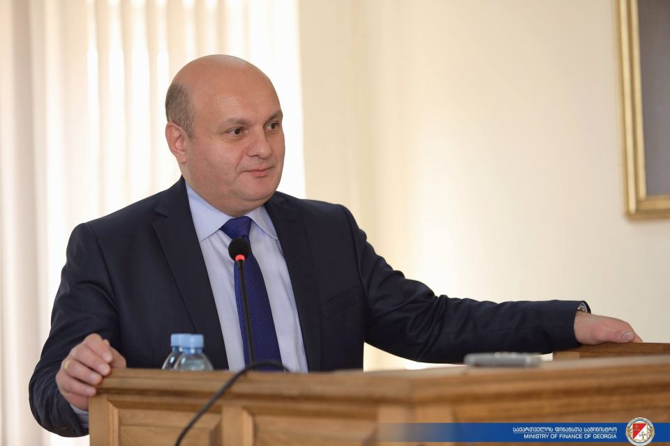 ფინანსთა ყოფილი მინისტრი ნოდარ ხადური გარდაიცვალა