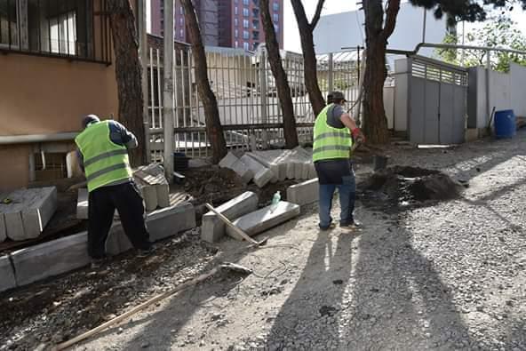თბილისში, მხატვრის ქუჩაზე საგზაო სამუშაოები მიმდინარეობს