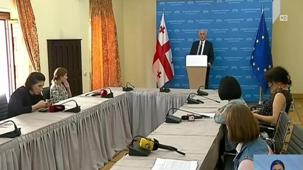 გია ჟორჟოლიანის ინიციატივა