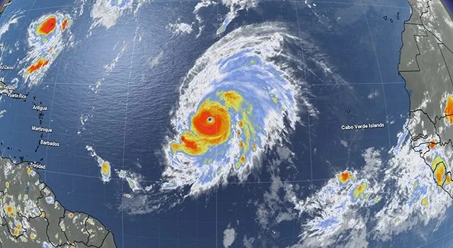 ატლანტის ოკეანეში ფორმირებული მეოთხე კატეგორიის ქარიშხალი „ლორენცო“ სამხრეთ ამერიკის ჩრიდლო-აღმოსავლეთ სანაპიროსკენ მიემართება
