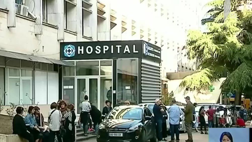 ყიფშიძის ქუჩაზე ორი პირი დაჭრეს