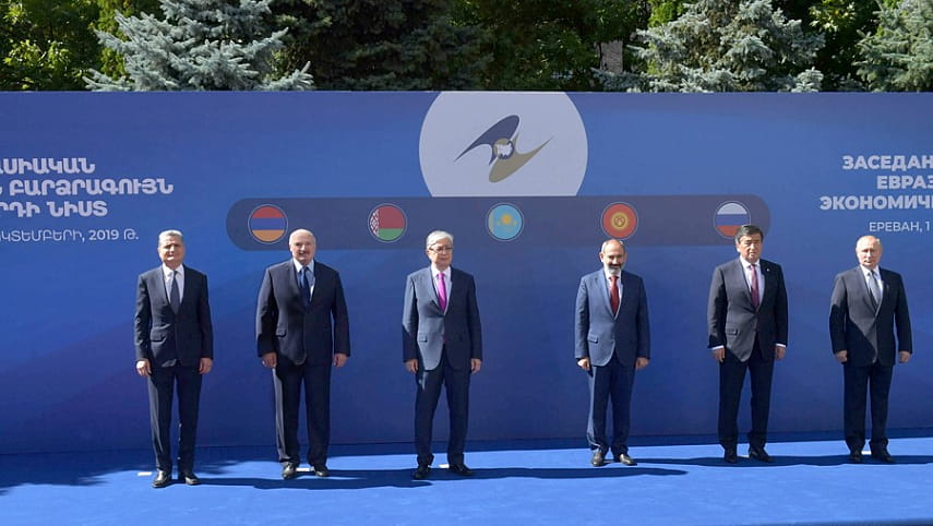 ერევანში ევრაზიის ეკონომიკური კავშირის ლიდერების შეხვედრა მიმდინარეობს, რომელსაც მოლდოვის პრეზიდენტი, ირანის პრეზიდენტი და სინგაპურის პრემიერიც შეურთდებიან