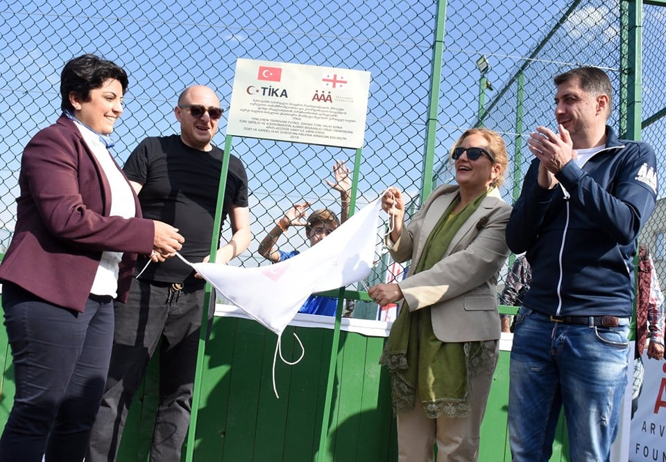 წეროვნის დევნილთა დასახლებაში საფეხბურთო სტადიონი გაიხსნა