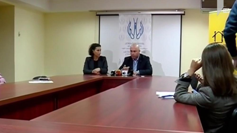 ადვოკატი აფგან მუხთარლის საქმეს ეხმაურება