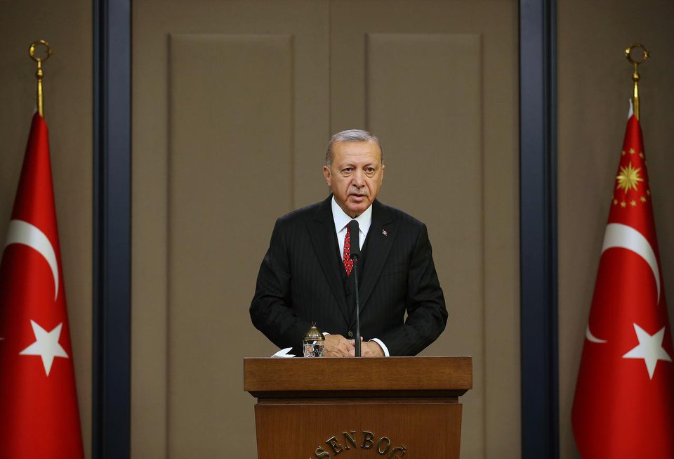 Türkiyə prezidenti Suriyalı qaçqınların Avropaya tərəf göndərilməsi ilə hədələyir