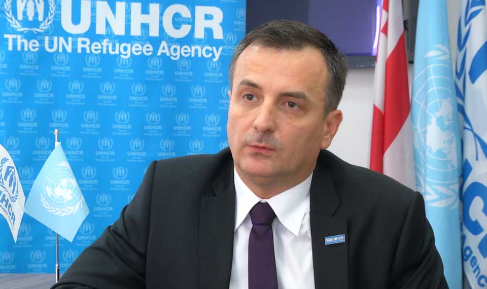 მარატ ატამურადოვი - გაერო-ს ლტოლვილთა უმაღლესი კომისარიატი დევნილთა განსახლების კრიტერიუმების შემუშავებაში აქტიურად იყო ჩართული