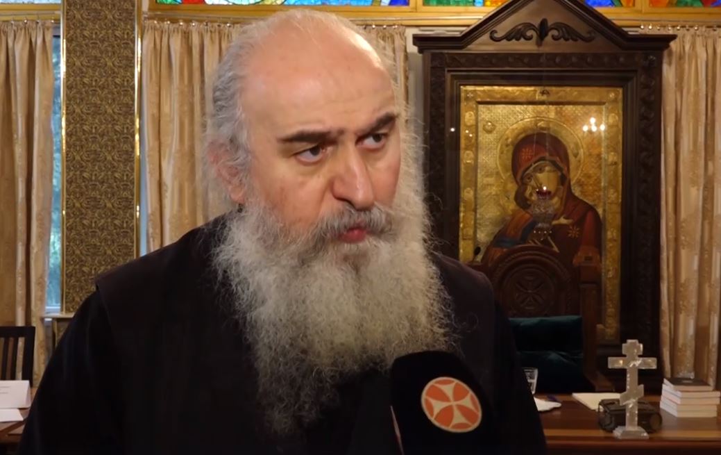 მეუფე დანიელი - სინოდმა გადაწყვიტა, რომ ჭყონდიდელ მიტროპოლიტ პეტრეს აეკრძალოს მღვდელმსახურება და გაიგზავნოს მონასტერში მოსანანიებლად