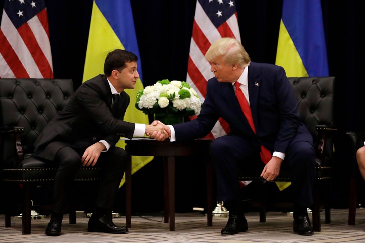Donald Tramp Vladimer Zelenskini Ağ Evə dəvət edir