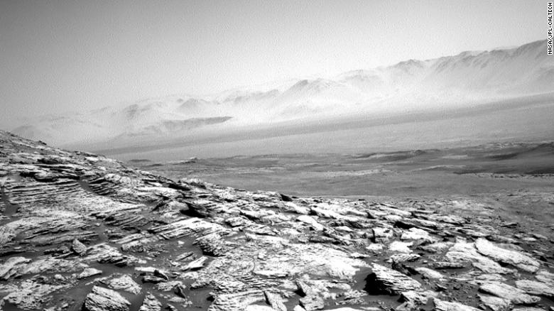 „კურიოზიტიმ“ მარსის ჰორიზონტის ახალი ფოტო გამოგზავნა