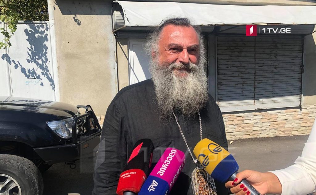 მეუფე ნიკოლოზი - ხელი, რომელიც ისვრის ტალახს, რჩება ტალახიანი, მიუხედავად იმისა, ტალახი სხვამდე აღწევს თუ ვერა, პატრიარქამდე ტალახი ვერ მიაღწევს