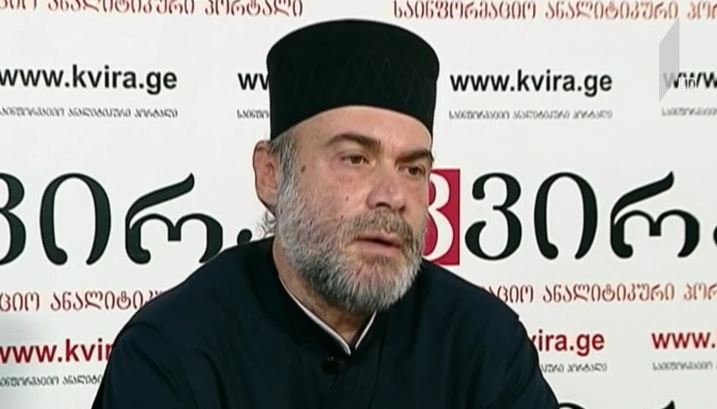 „და ჩვენ ვიცეკვეთ” - პროტესტი ფილმის პრემიერის წინ 