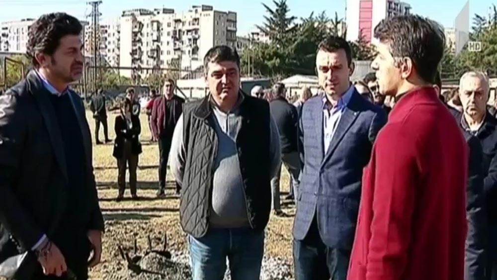 საფეხბურთო ცენტრის მშენებლობა