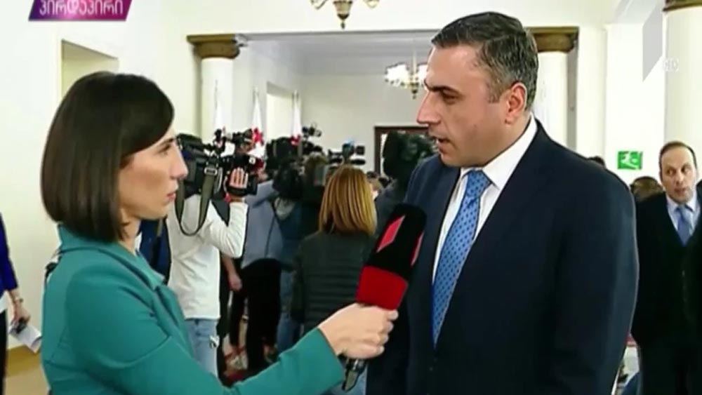 საკონსტიტუციო ცვლილებებზე კენჭისყრა ხვალისთვის გადაიდო