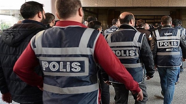 Türkiyədə 133 hərbçinin həbs edilməsi orderi verildi
