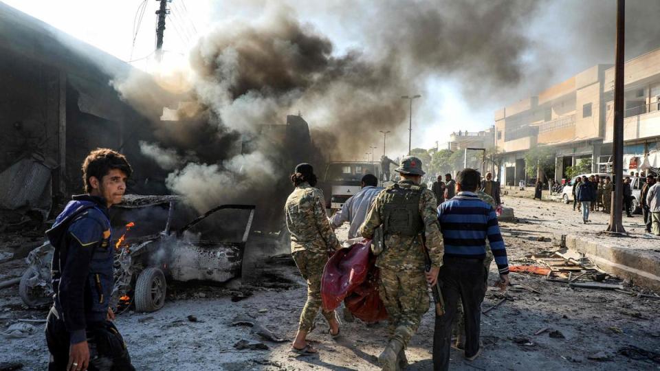 სირიაში, თურქეთის საზღვართან აფეთქების შედეგად 10 ადამიანი დაიღუპა