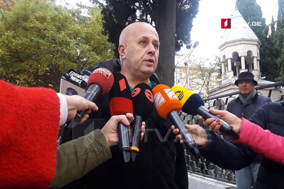 ბუტა რობაქიძის მკვლელობიდან 15 წლისთავზე, მის საქმეზე მსჯავრდებული მკვლელობის ადგილზე მივიდა