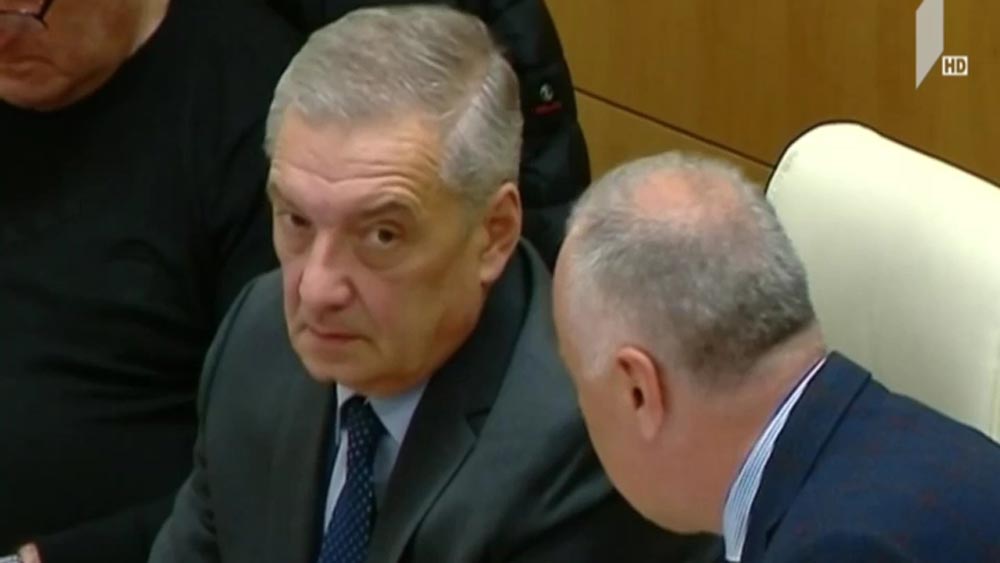 პოლიტიკური განცხადებები პარლამენტის სხდომაზე