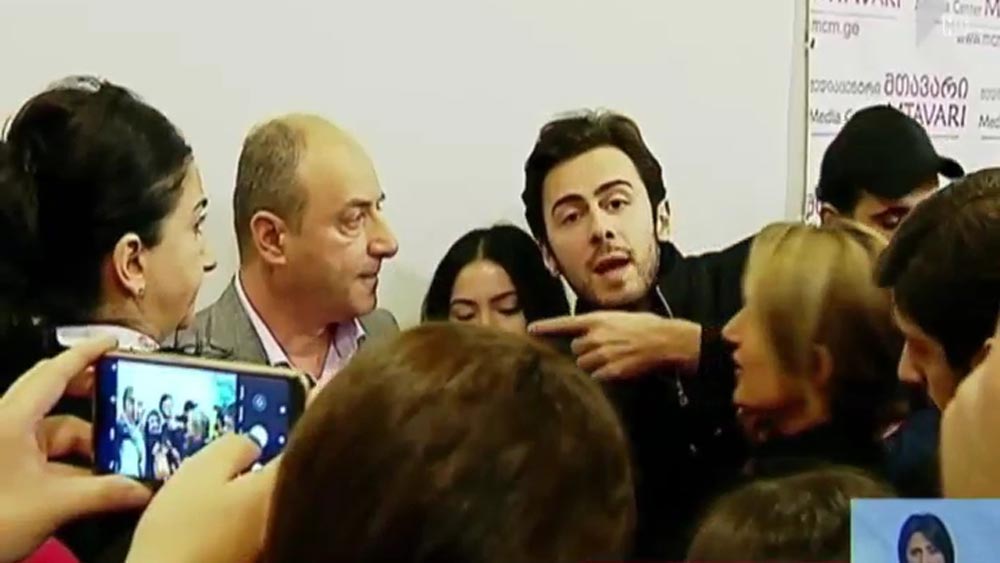ჩაშლილი პრესკონფერენცია 