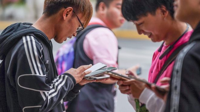 ჩინეთში მობილური ტელეფონების მფლობელებს სახის სკანირება მოუწევთ