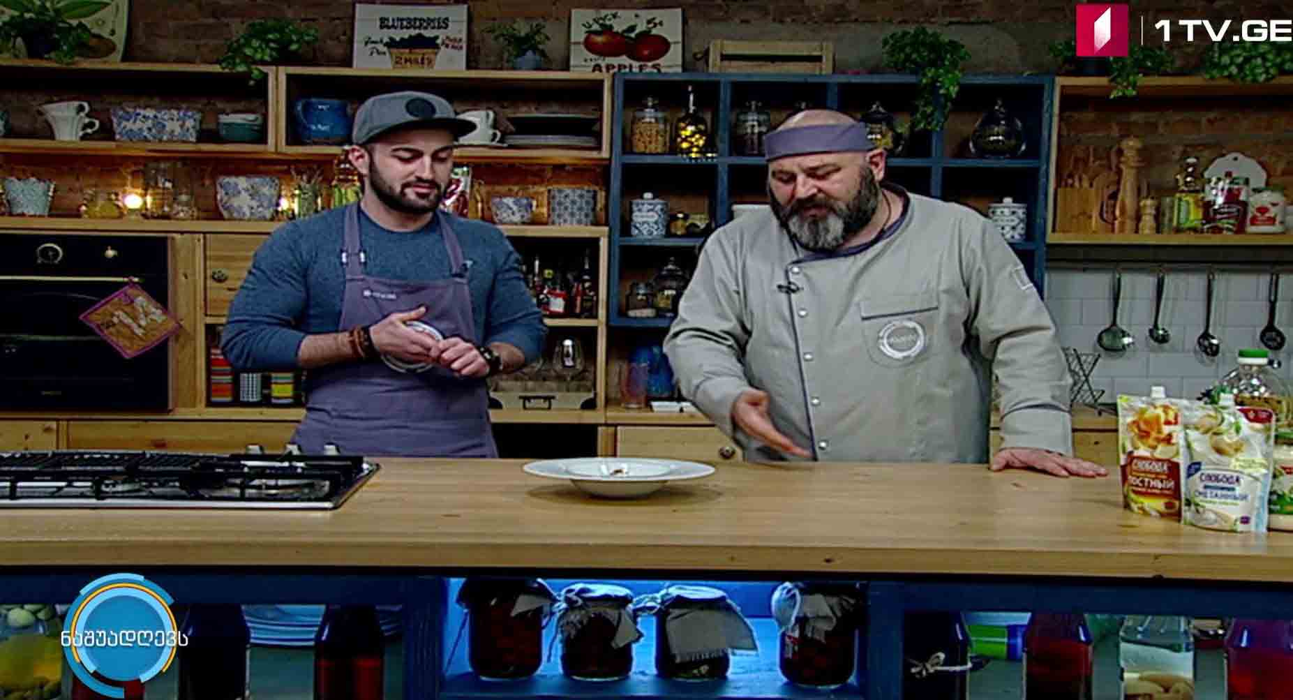 მანჯის სამზარეულო - ფარშირებული კვერცხი ისპანახის სოუსით