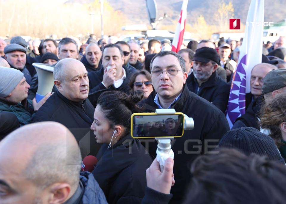 ოპოზიციაში აცხადებენ, რომ დიალოგზე უარს ხელისუფლება ამბობს