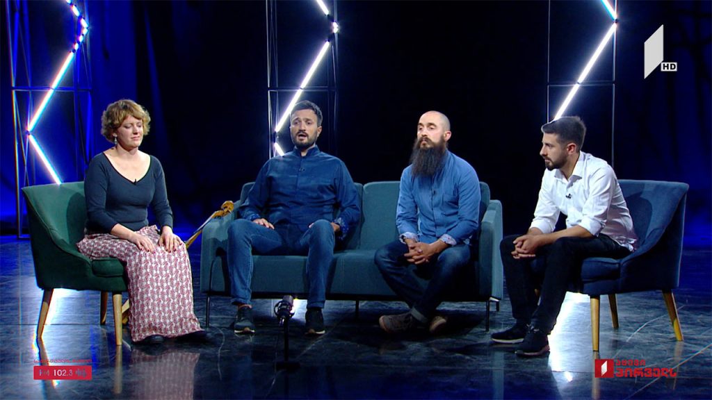 ხალხური სიმღერის გაკვეთილები – ანსამბლი „კამილია“ / სიმღერა – ქარი გიმღერის ნანასა