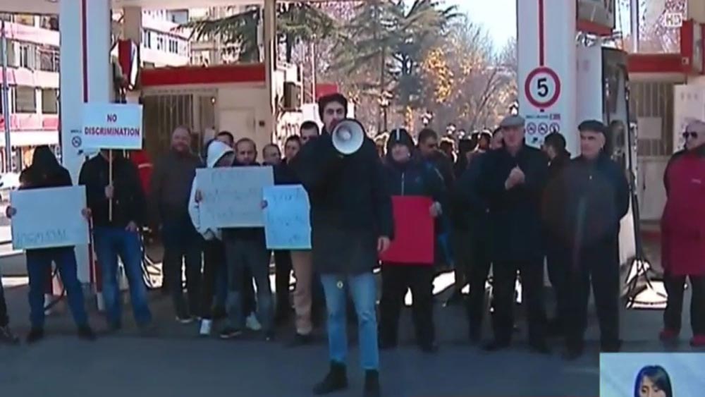 აქცია „ლუკოილთან“