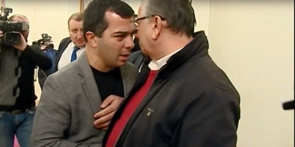 რომან გაცირიძესა და დაჩი ბერაიას შორის ფიზიკური დაპირისპირება მოხდა [ვიდეო]