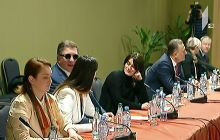 ოპოზიციური პარტიების ლიდერები დღეს დიპლომატებს შეხვდნენ