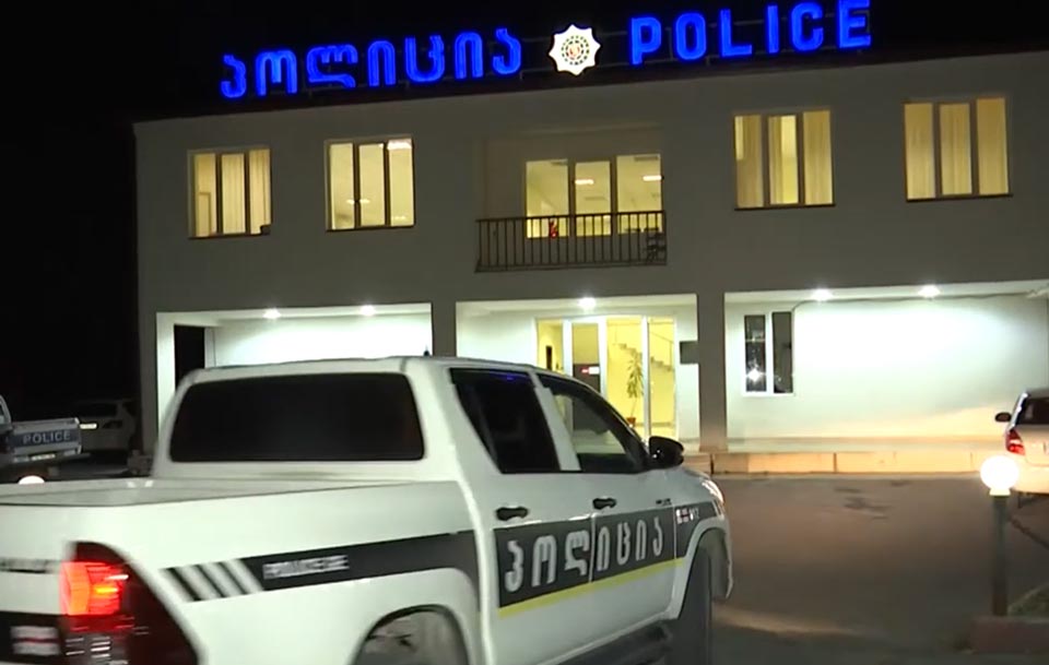 შიდა ქართლის პოლიციამ ოჯახის წევრის მიმართ ძალადობის ბრალდებით ერთი პირი დააკავა