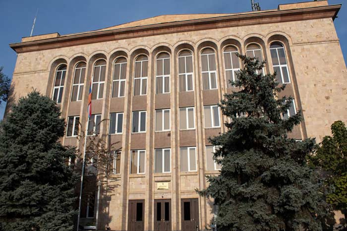 5-го апреля в Армении пройдет референдум об отставке членов Конституционного суда