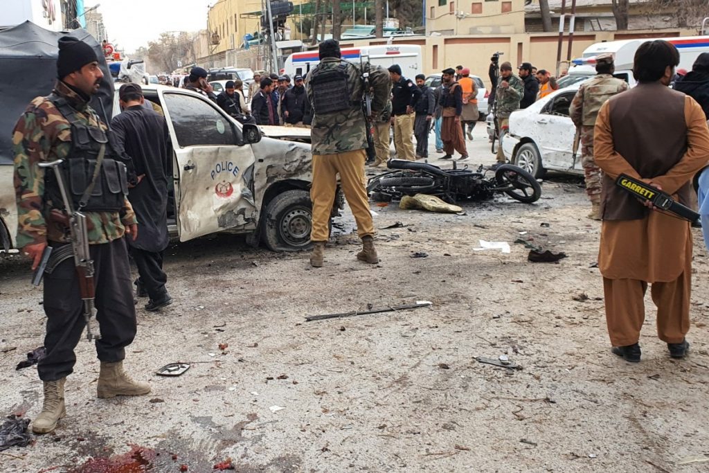 პაკისტანში თვითმკვლელი ტერორისტის აფეთქების შედეგად 10 ადამიანი დაიღუპა