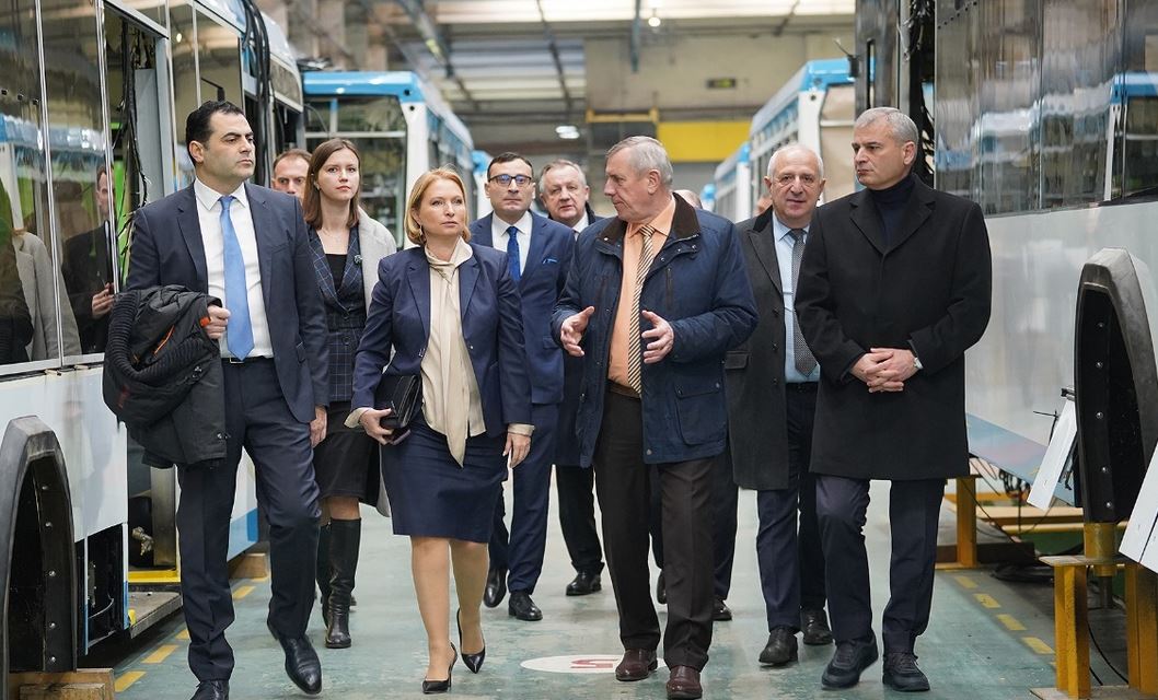 ნათია თურნავა ელექტროტრანსპორტის მწარმოებელ ბელარუსულ ჰოლდინგს ეწვია