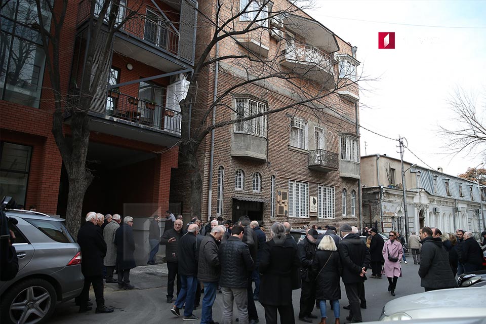 რეჟისორი გიორგი შენგელაია დიდუბის პანთეონში დაკრძალეს