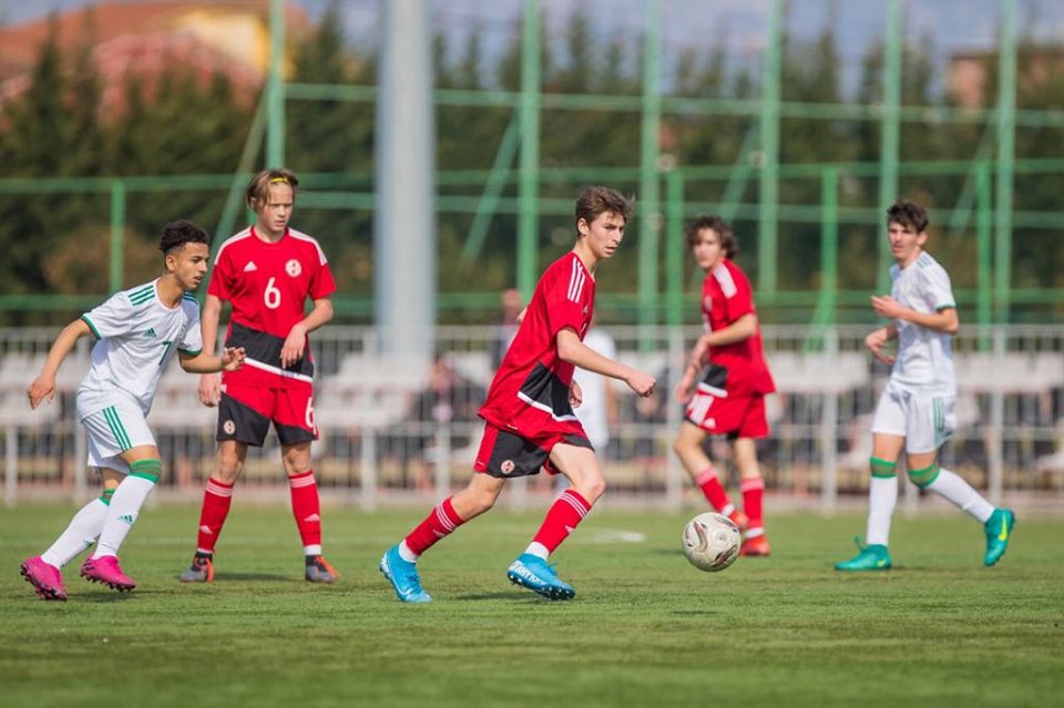 16-წლამდელთა ნაკრები უეფას განვითარების თასის მფლობელია