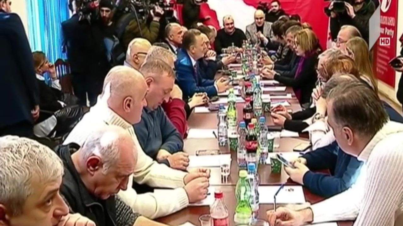 საარჩევნო სისტემის ცვლილება და მოწოდება დიალოგისკენ