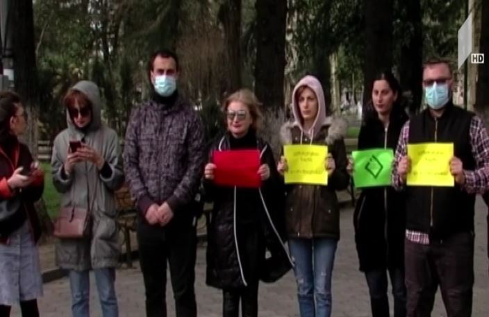 აჭარის ტელევიზიის ჟურნალისტებს მედიის წარმომადგენლებმა სოლიდარობა გამოუცხადეს