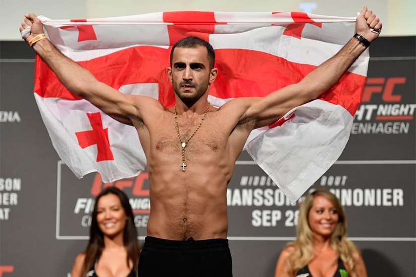 გიგა ჭიკაძემ UFC-ში მეორე ორთაბრძოლა მოიგო (ვიდეო)