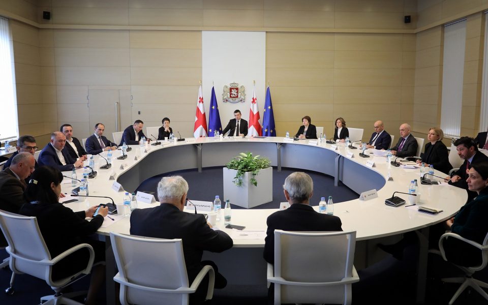 საქართველოს მთავრობა - პანდემიის შედეგად, წლის პირველი კვარტლის მონაცემებით, საერთაშორისო ვიზიტორებისგან მიღებული შემოსავლები 26 პროცენტით შემცირდა