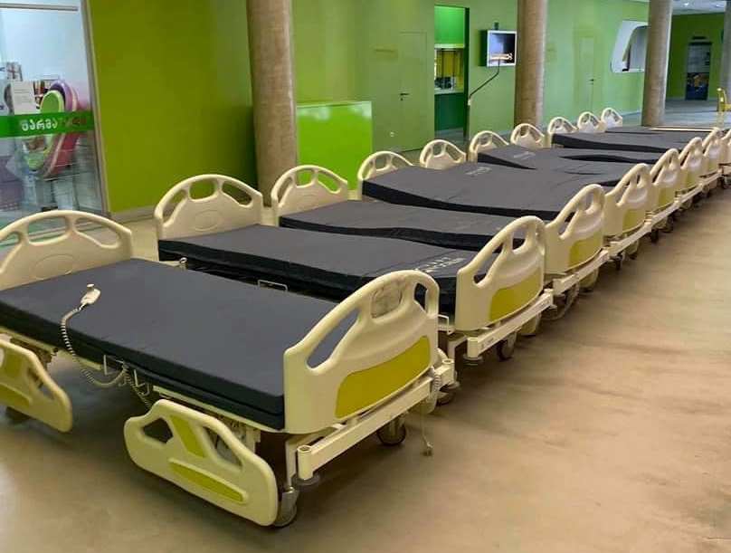 გაგუას კლინიკამ რესპუბლიკურ საავადმყოფოს ათი ელექტროფუნქციური საწოლი საჩუქრად გადასცა