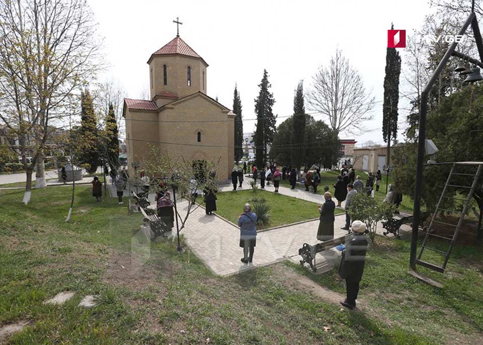 Marneulidə pravoslav kilsəsində "Bzoba Bayramını" qeyd etdilər (foto)