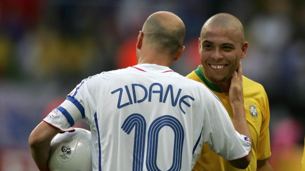 ბრაზილიის ნაკრების ყოფილი მოთამაშე - 2006-ში რონალდომ ზიდანი გასახდელიდან გააგდო