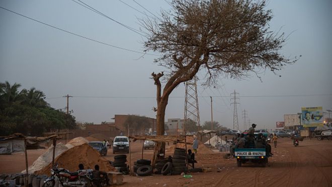 ნიგერში რამდენიმე სოფელზე შეიარაღებული თავდასხმის შედეგად სულ მცირე 20 ადამიანი მოკლეს