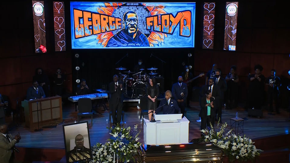 ჯორჯ ფლოიდის ხსოვნას სამოქალაქო პანაშვიდის მონაწილეებმა რვა წუთისა და 46 წამის განმავლობაში პატივი მიაგეს